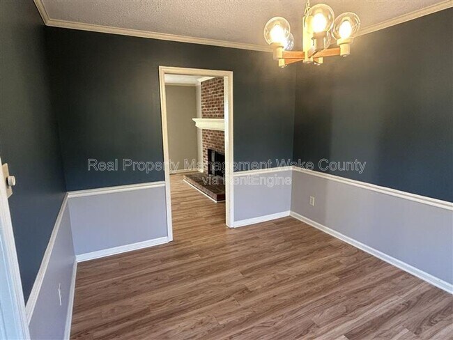 Foto del edificio - 2009 Quail Forest Dr