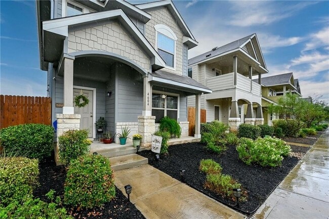 Foto del edificio - Beautiful Three Bedroom Home for Rent in Chaparral Crossing