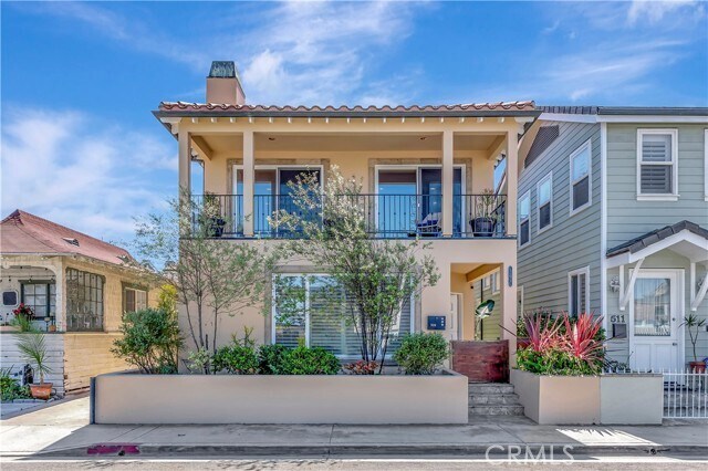 Foto principal - 509 W Balboa Blvd