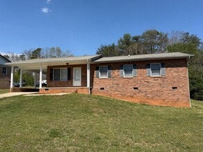 Building Photo - 115 Reece Rd