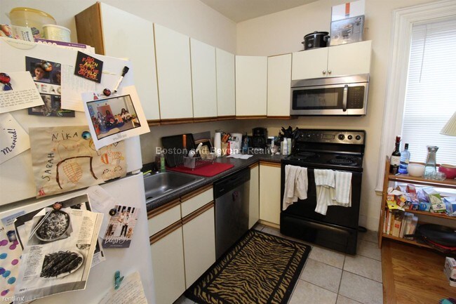 Foto del edificio - 2 br, 1 bath  - 27 Linwood St