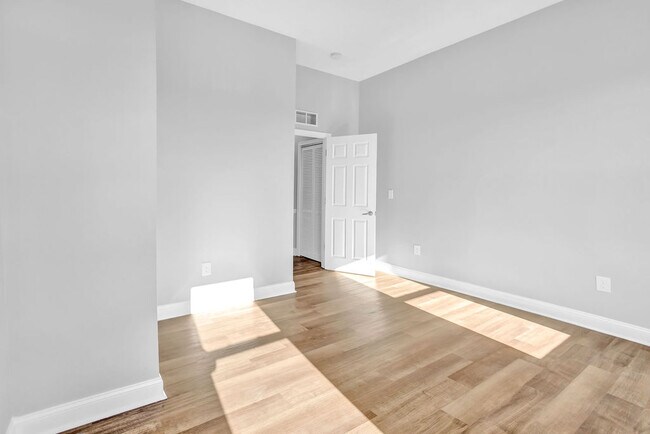 Foto del edificio - 1802 E 28th St
