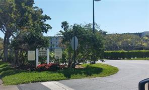 Foto del edificio - 2228 N Cypress Bend Dr