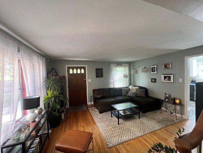 Building Photo - 2649 N 65th St
