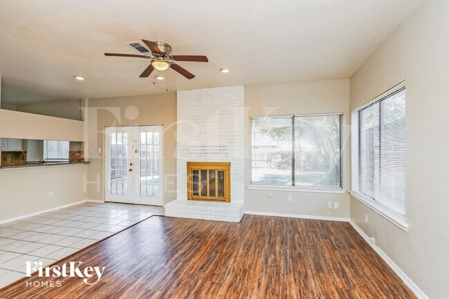 Foto del edificio - 7901 Tulane Dr