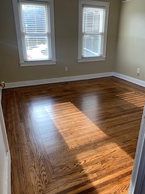Living Room - 407 Maxwell St