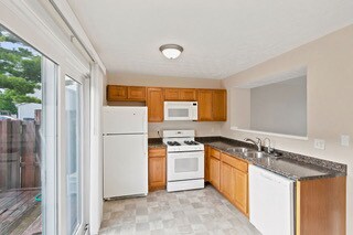 Building Photo - 910 Annagladys Dr
