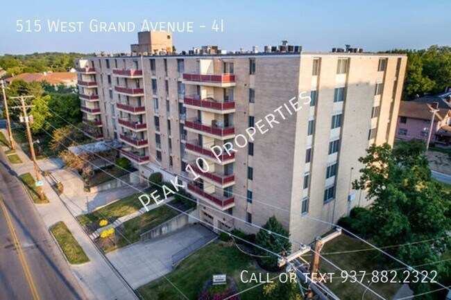 Foto del edificio - 515 W Grand Ave