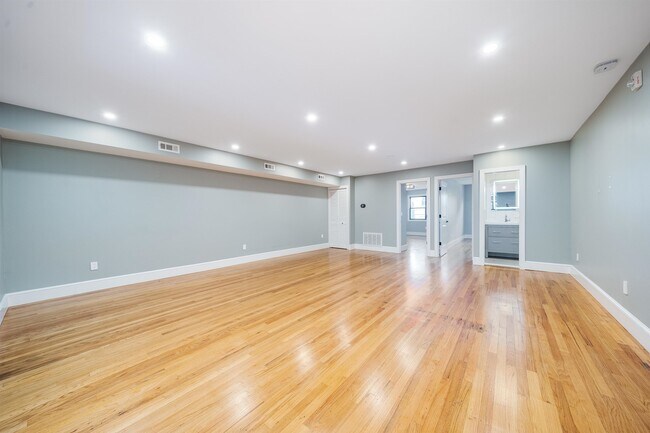 Foto del edificio - 381 1st St