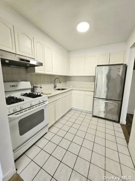 Building Photo - 43-75-75 161st St
