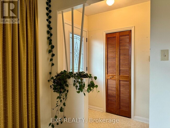 Photo du bâtiment - 29 Bayview Pkwy