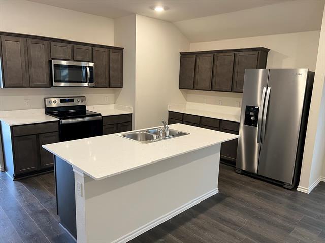 Building Photo - 2045 Berrywood Dr