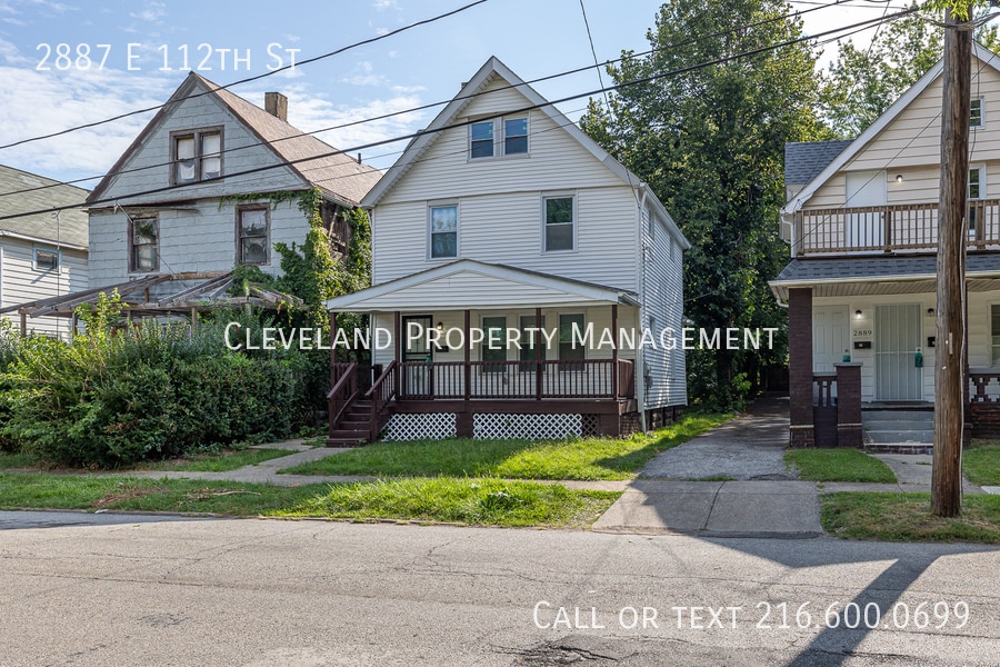 Foto principal - 2887 E 112th St