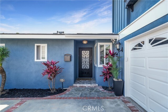 Building Photo - 8242 Bryant Dr