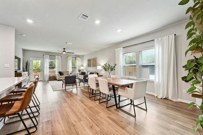 Building Photo - 911 Bright Gemstone Wy