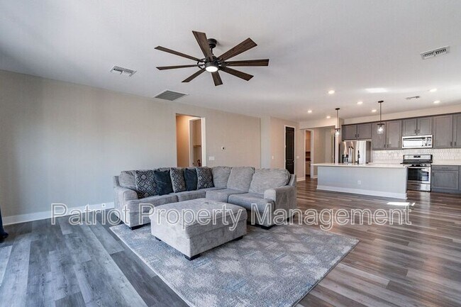 Foto del edificio - 11676 W Pkwy Ln