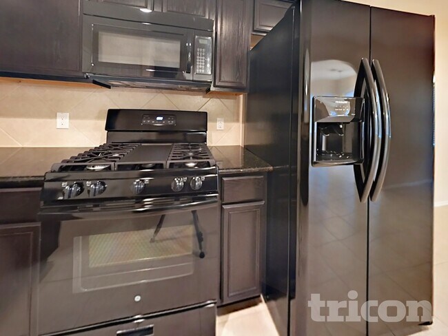 Building Photo - 8515 Bartletts Harbor Ct