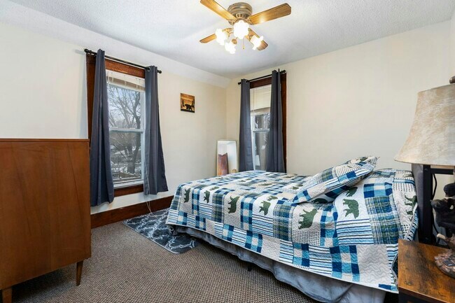 Foto del edificio - 511 S 3rd St