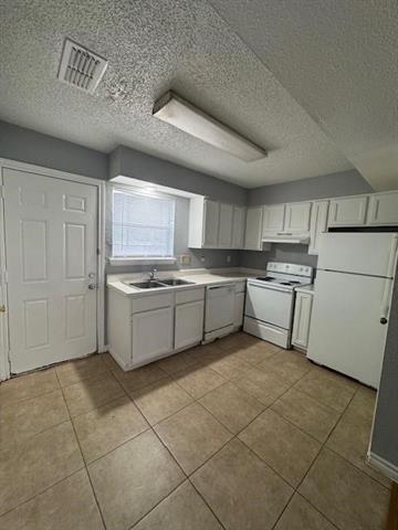 Foto del edificio - 2822 Wimbledon Ct