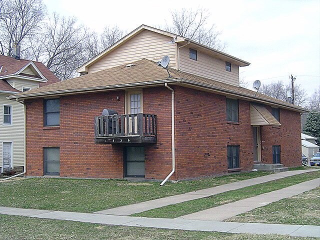 Building Photo - 1436 Peach St