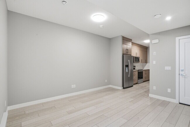 Photo du bâtiment - 9917 Huxbury Dr NE