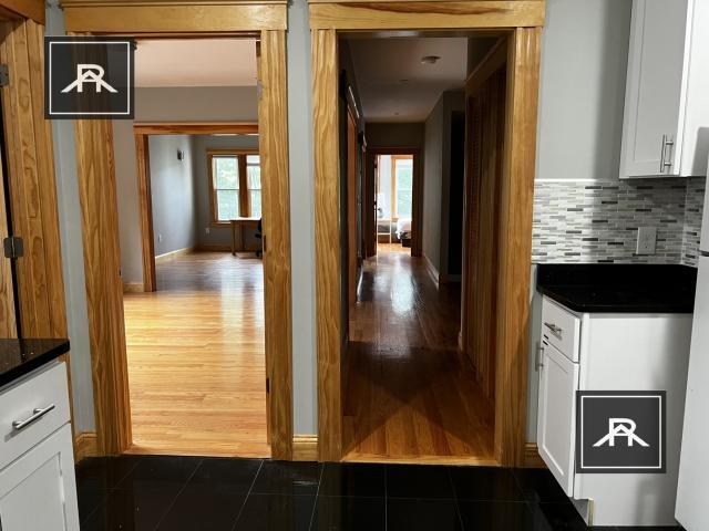 Foto del edificio - 4 bedroom in Brookline MA 02446
