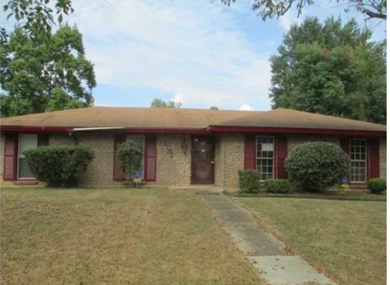Primary Photo - 3737 Hunting Creek Rd
