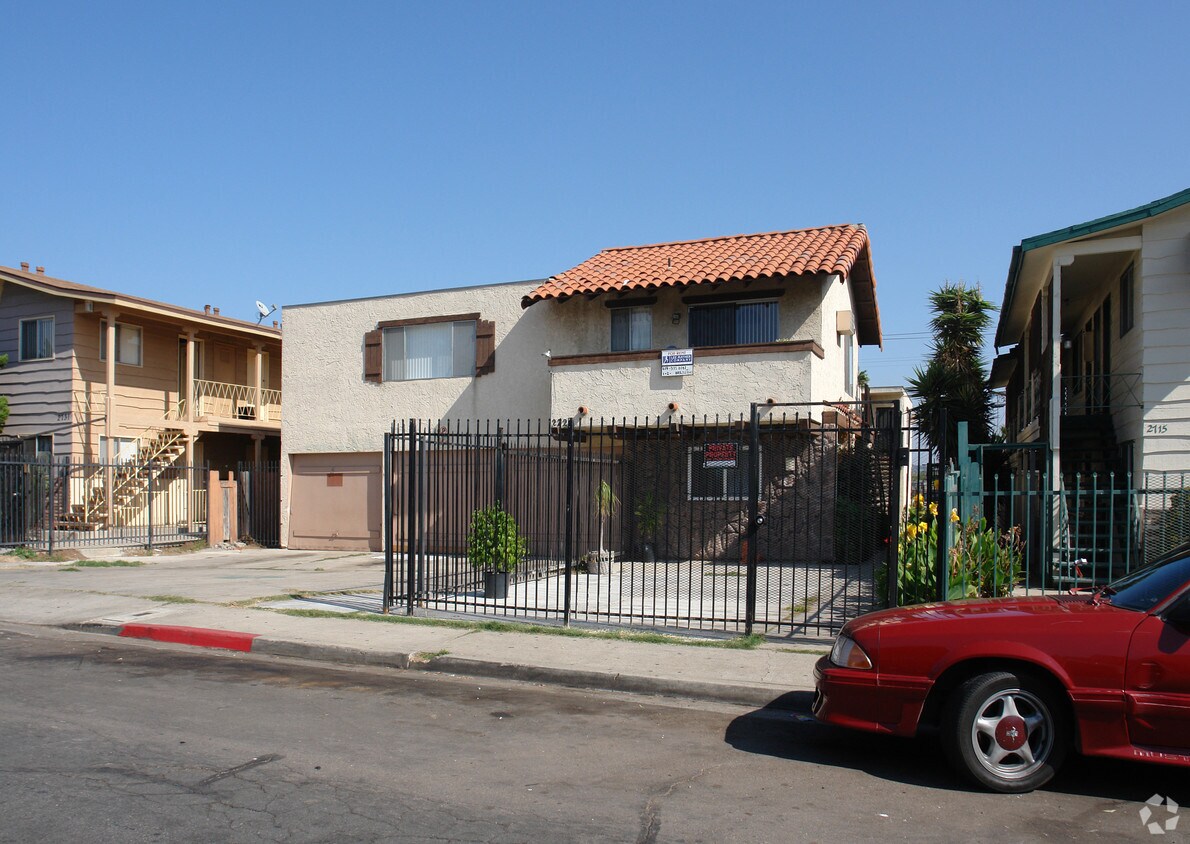 Building Photo - 2721 44th St