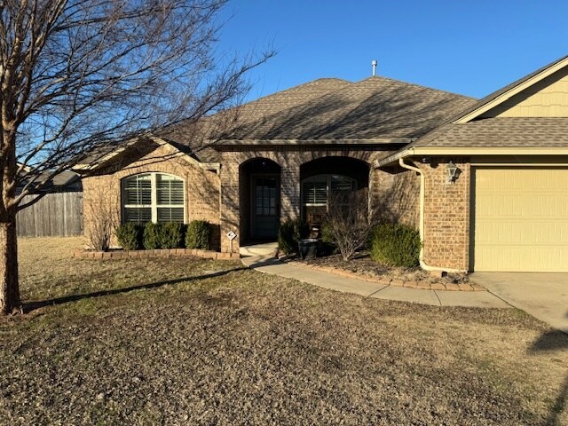 Building Photo - 19101 Green Springs Dr
