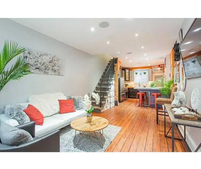 Foto del edificio - 823 S Hutchinson St