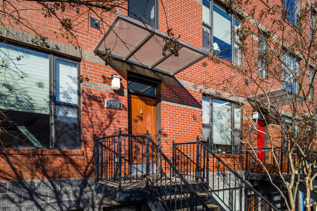 Entrance - 1400 K St SE