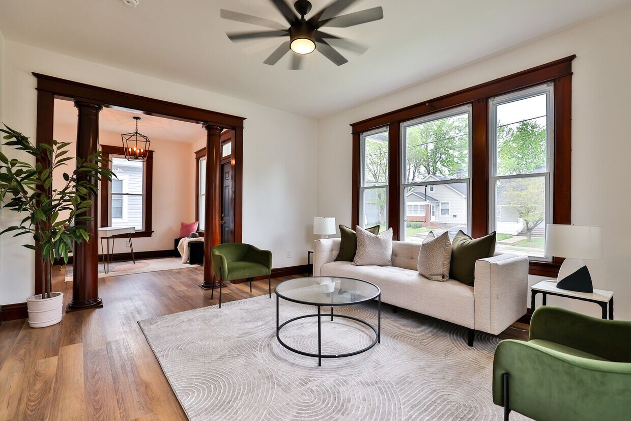 Foto principal - Newly Renovated Single Family Home