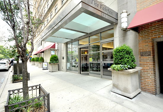 Primary Photo - 201 E 69th St