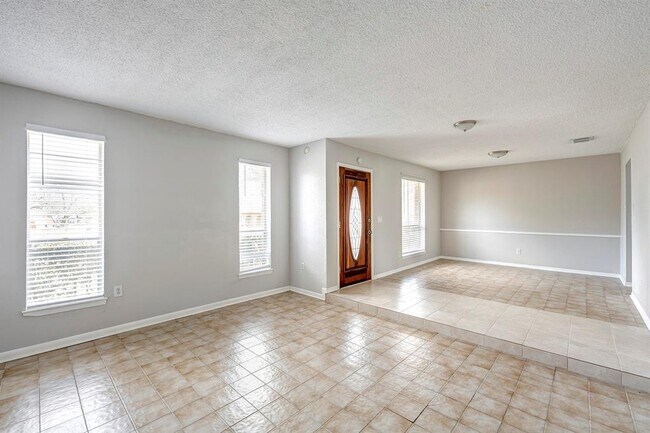 Building Photo - 12263 Monticeto Ln