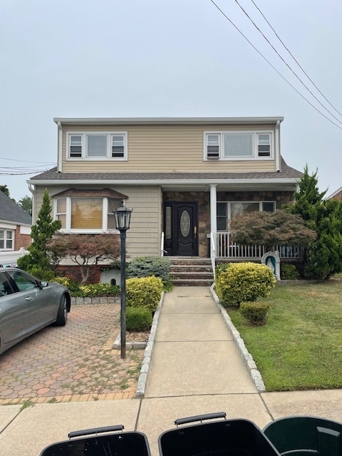 Building Photo - 26 Birchwood Dr