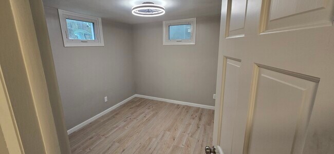 Foto del edificio - 895 Warrenville Rd