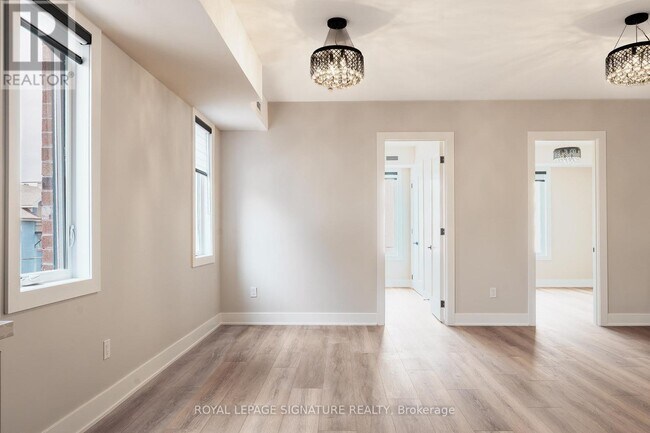 Photo du bâtiment - 5 Mill St N