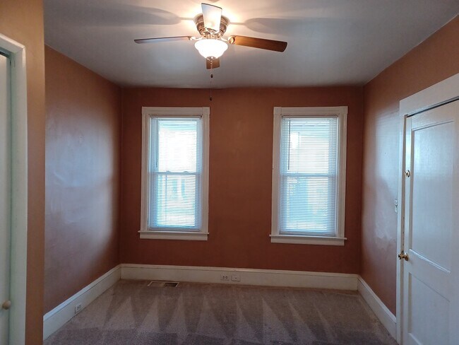 Bedroom - 2135 Freemansburg Ave