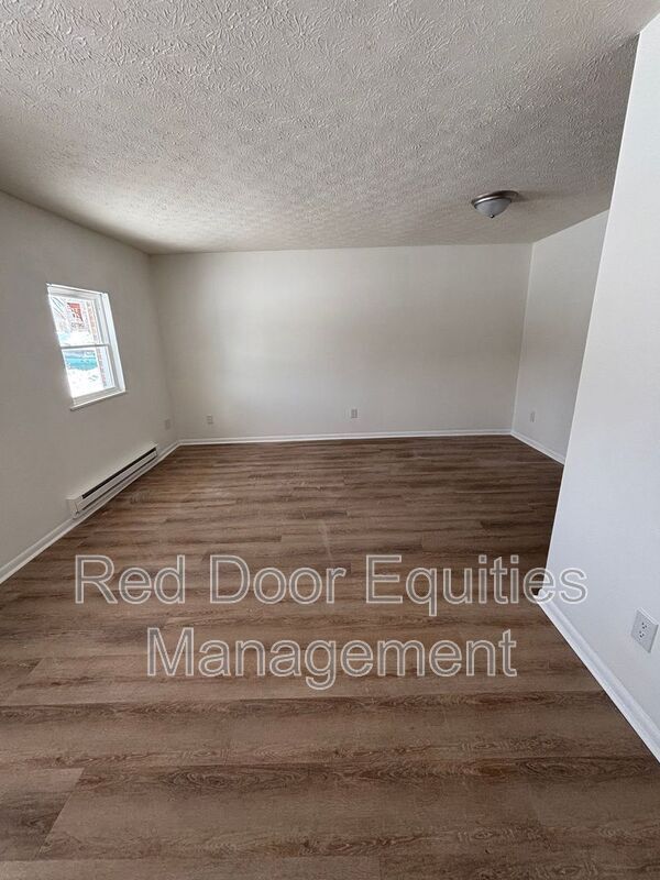 Building Photo - 234 Slocum Ave