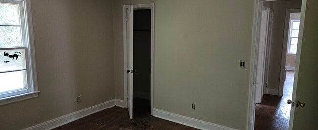 Foto del edificio - 616 Timber Lane Rd