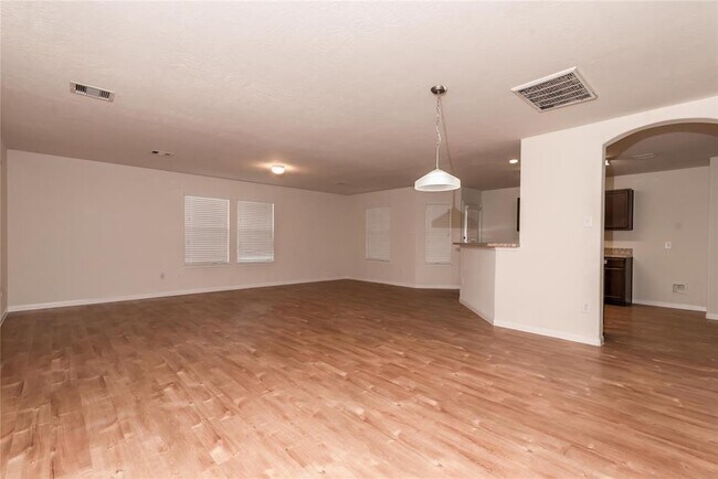 Foto del edificio - 12606 Lady Slipper Rd