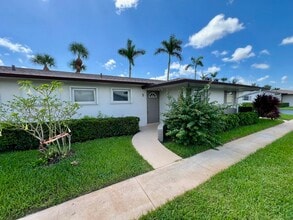 Building Photo - 2805 Crosley Dr E