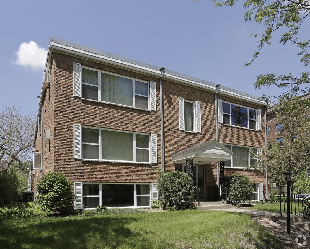 Foto principal - 1500 10th Ave S