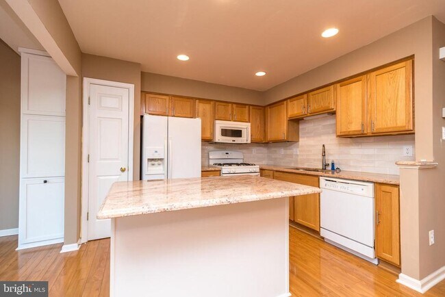 Foto del edificio - 513 Westfield Ct
