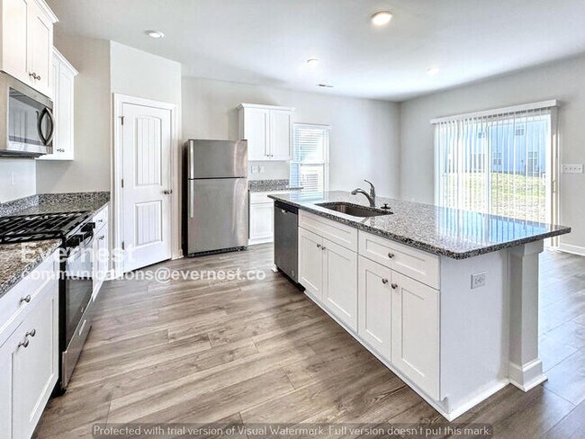 Foto del edificio - 2312 Valverde Wy