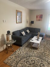 Building Photo - 6206 Olde Towne Dr