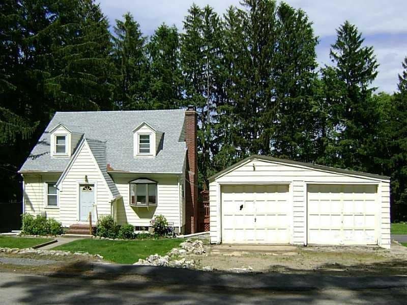 Primary Photo - 109 Bishop Hill Rd