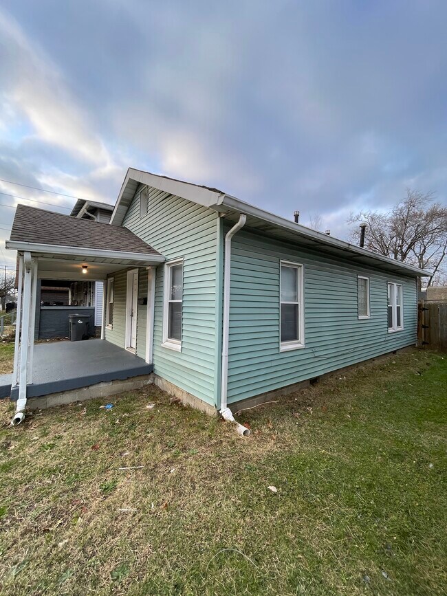 Building Photo - 1628 Orange St