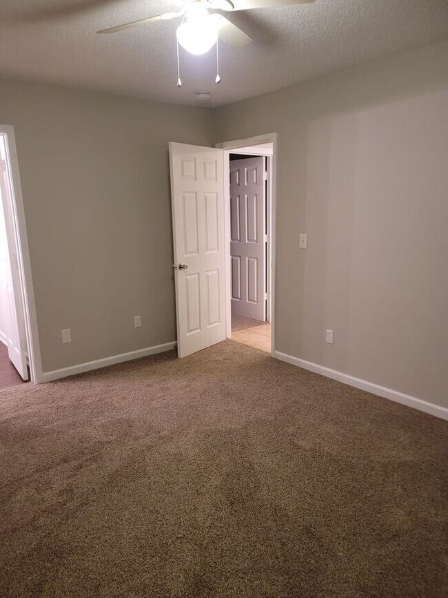 Foto del edificio - 317 Baker St