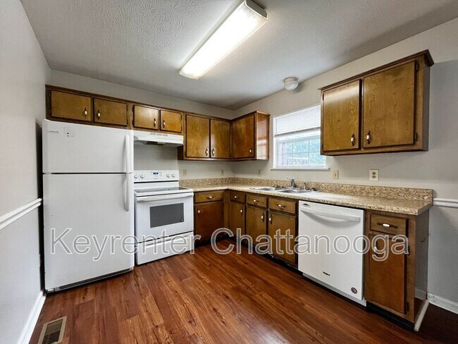 Foto del edificio - 4929 Brighton Ln
